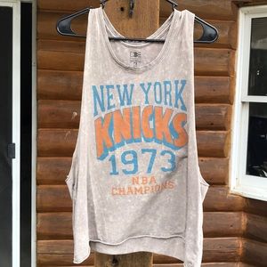 NY Knicks tank
